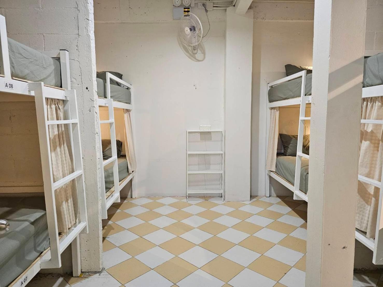 טונגסלה Hao Norn Hostel מראה חיצוני תמונה