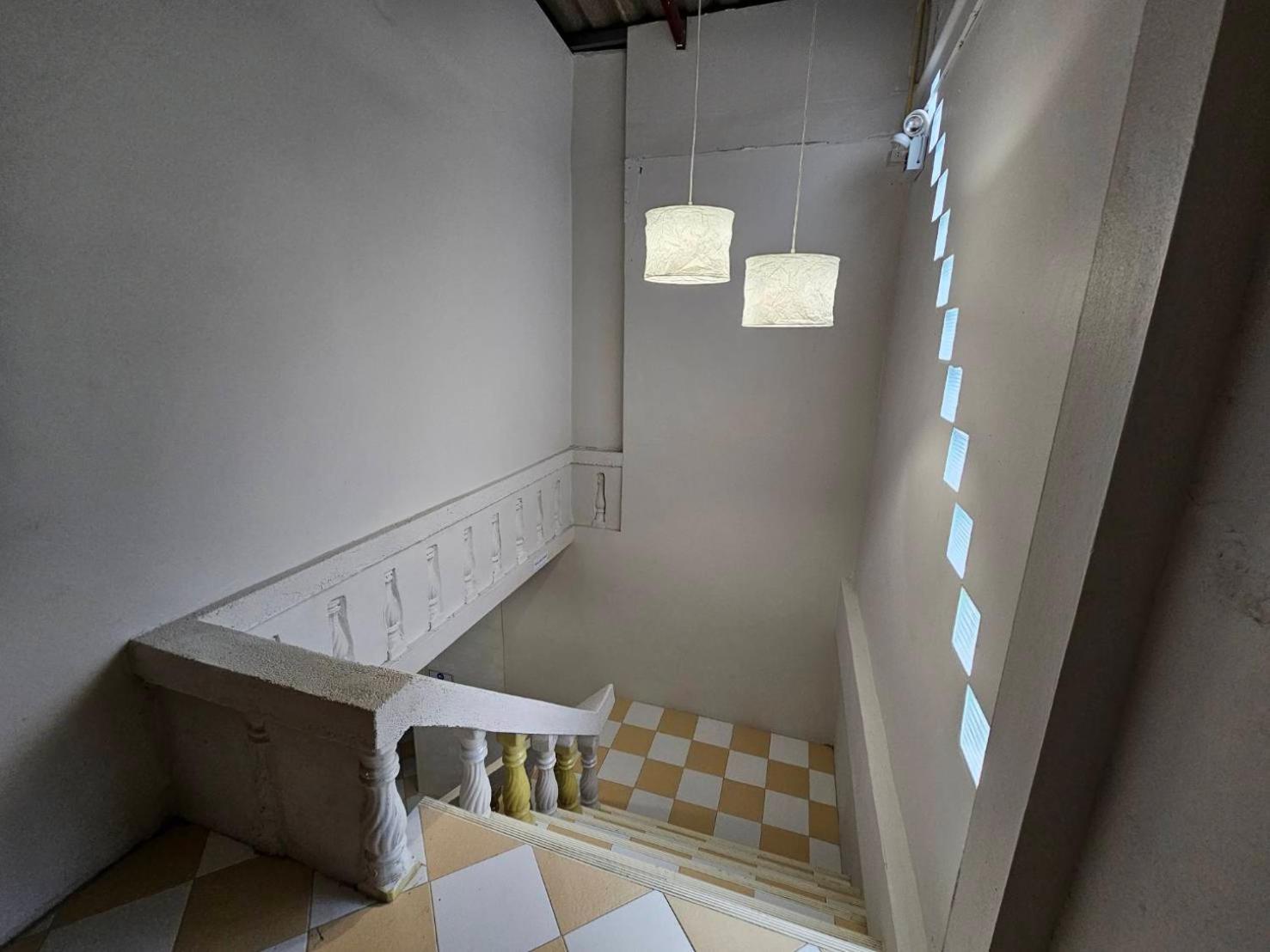 טונגסלה Hao Norn Hostel מראה חיצוני תמונה