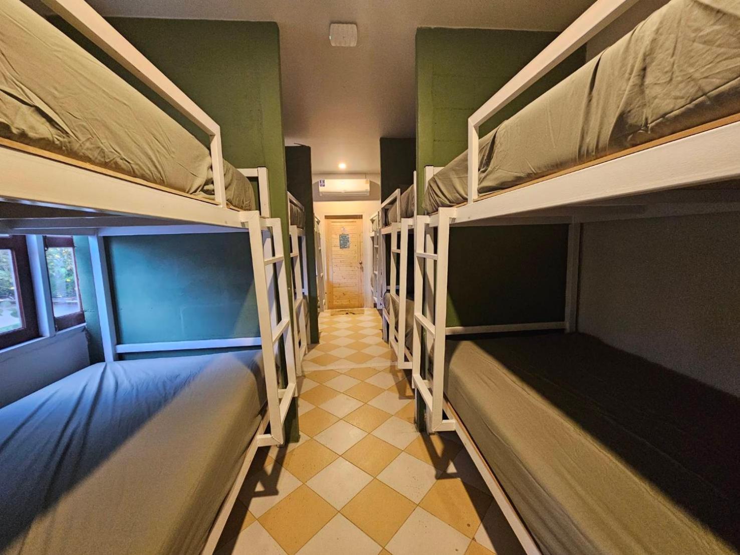 טונגסלה Hao Norn Hostel מראה חיצוני תמונה