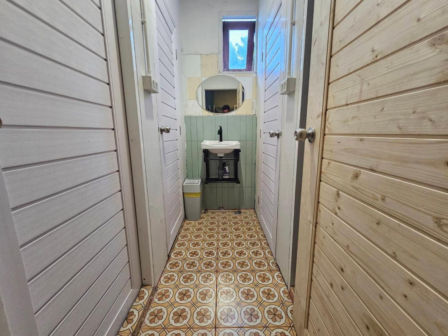 טונגסלה Hao Norn Hostel מראה חיצוני תמונה